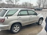 Lexus RX 300 1999 года за 5 800 000 тг. в Шу – фото 4