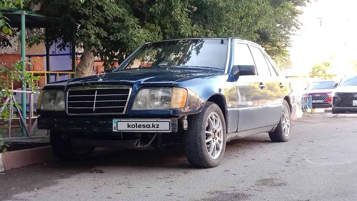 Mercedes-Benz E-Class, 1993