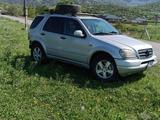 Mercedes-Benz ML 320 2001 года за 2 400 000 тг. в Алматы – фото 3