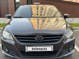 Volkswagen Passat 2013 года за 1 200 000 тг. в Астана – фото 2