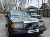 Mercedes-Benz E 230 1991 года за 800 000 тг. в Алматы – фото 2