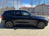 BMW X5 2019 года за 35 900 000 тг. в Алматы – фото 3