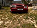 Mercedes-Benz E 220 1994 года за 1 474 018 тг. в Алматы – фото 3