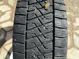 Шины за 25 000 тг. в Атырау