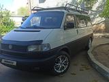 Volkswagen Multivan 1996 годаүшін4 730 000 тг. в Уральск – фото 2