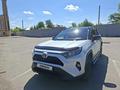 Toyota RAV4 2021 года за 17 800 000 тг. в Петропавловск – фото 2