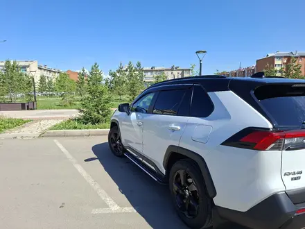 Toyota RAV4 2021 года за 17 800 000 тг. в Петропавловск – фото 8