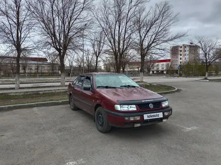 Volkswagen Passat 1995 года за 1 750 000 тг. в Абай (Абайский р-н) – фото 2