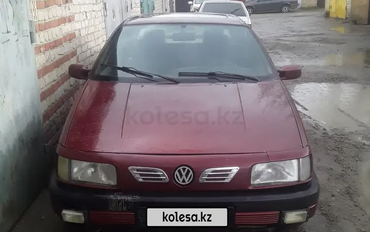 Volkswagen Passat 1992 года за 500 000 тг. в Актобе