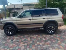 Mitsubishi Montero Sport