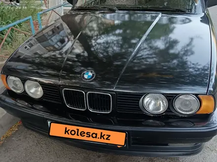 BMW 525 1991 года за 1 400 000 тг. в Тараз – фото 2