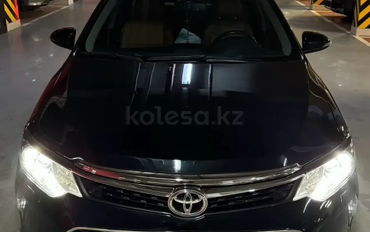 Toyota Camry 2017 года за 13 500 000 тг. в Астана