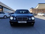 Mercedes-Benz E 320 2000 года за 5 000 000 тг. в Шолаккорган – фото 3