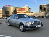 Mercedes-Benz E 280 1993 годаүшін8 500 000 тг. в Алматы – фото 2