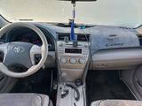 Toyota Camry 2010 годаүшін7 300 000 тг. в Уральск – фото 2