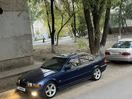 BMW 318 1995 года за 1 650 000 тг. в Алматы