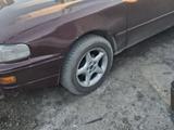 Toyota Camry 1993 года за 100 000 тг. в Семей – фото 2