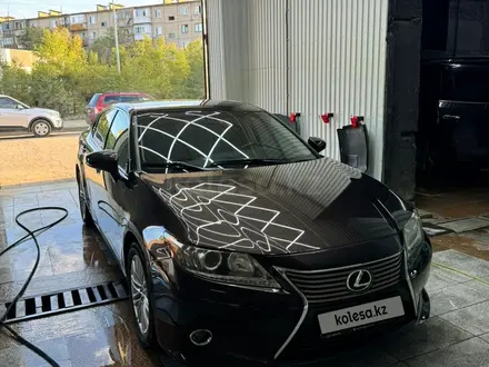 Lexus ES 350 2012 года за 9 300 000 тг. в Караганда – фото 2