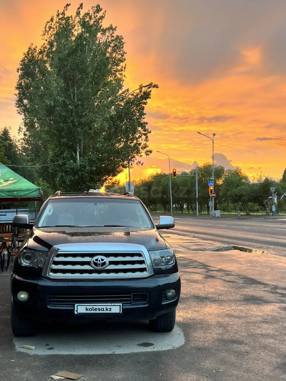 Toyota Sequoia, 2008