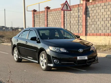 Toyota Camry 2013 года за 9 100 000 тг. в Алматы