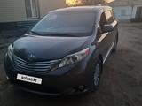 Toyota Sienna 2016 годаүшін12 800 000 тг. в Жосалы – фото 3