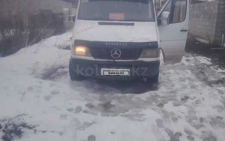 Mercedes-Benz Sprinter 1999 годаfor4 200 000 тг. в Алматы