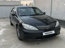 Toyota Camry, 2005