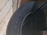 Резину с дисками за 320 000 тг. в Алматы – фото 2
