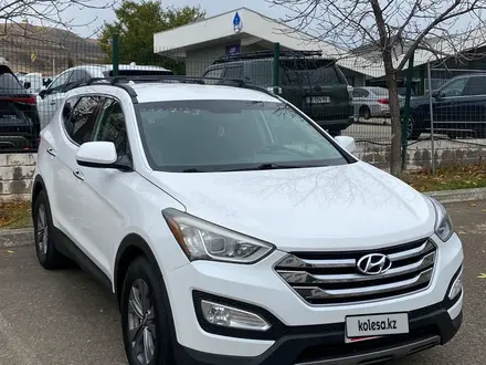 Hyundai Santa Fe 2016 года за 7 500 000 тг. в Актау