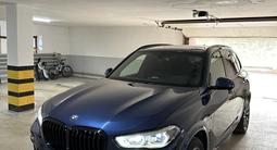 BMW X5 2019 года за 31 500 000 тг. в Астана – фото 2