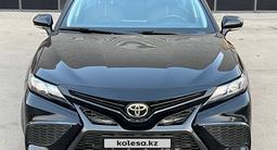 Toyota Camry 2022 года за 15 900 000 тг. в Алматы – фото 5