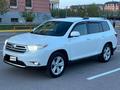 Toyota Highlander 2014 года за 15 000 000 тг. в Астана