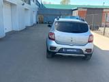 Renault Sandero Stepway 2015 года за 3 600 000 тг. в Актобе – фото 4