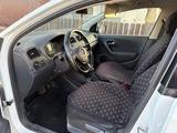 Volkswagen Polo 2016 года за 5 000 000 тг. в Уральск – фото 5