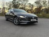 Hyundai Sonata 2019 года за 9 400 000 тг. в Астана