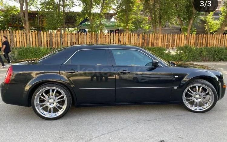 Chrysler 300C 2005 г.