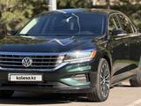 Volkswagen Passat 2021 годаүшін10 200 000 тг. в Астана – фото 2