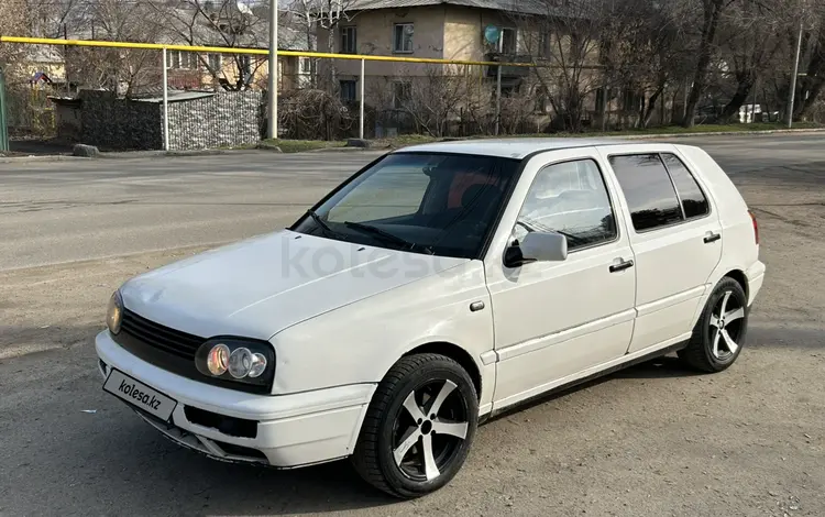 Volkswagen Golf 1995 года за 1 800 000 тг. в Алматы