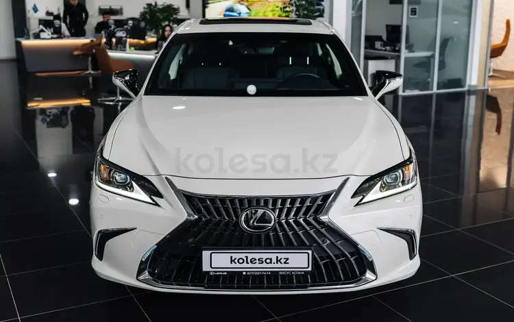 Lexus ES 250 2022 года за 24 120 000 тг. в Астана