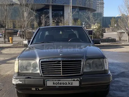 Mercedes-Benz E 220 1993 года за 2 050 000 тг. в Астана – фото 9
