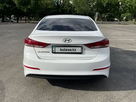 Hyundai Elantra 2017 года за 6 100 000 тг. в Тараз – фото 4