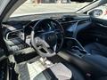 Toyota Camry 2020 года за 14 200 000 тг. в Актау – фото 5