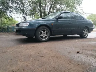 Toyota Carina E