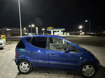 Mercedes-Benz A 160 1998 года за 1 600 000 тг. в Актау – фото 2