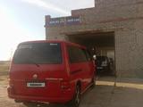 Volkswagen Multivan 1996 годаүшін5 300 000 тг. в Астана – фото 4