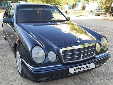 Mercedes-Benz E 280 1997 года за 2 400 000 тг. в Кызылорда – фото 2