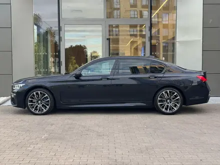 BMW 740 2021 года за 39 900 000 тг. в Алматы – фото 8