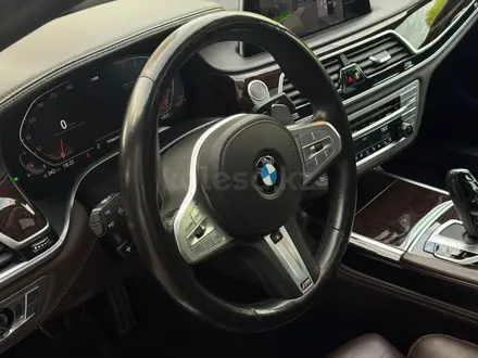 BMW 740 2021 года за 39 900 000 тг. в Алматы – фото 12