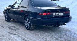 Toyota Camry 1998 годаүшін1 800 000 тг. в Астана – фото 2