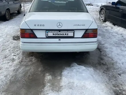 Mercedes-Benz E 220 1991 года за 1 850 000 тг. в Алматы – фото 6